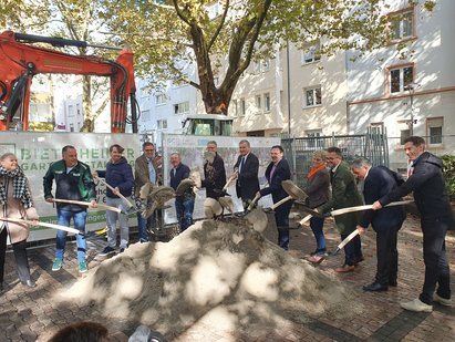 [Translate to English:] Startschuss_Pfaelzer_Platz_Pforzheim