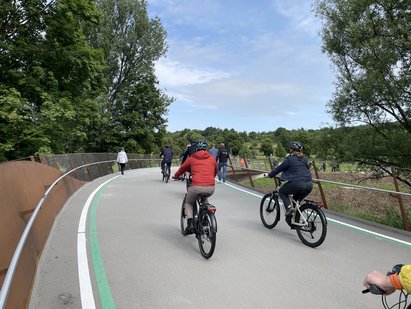 [Translate to English:] Eröffnungsfahrt Radschnellweg Ebersbach
